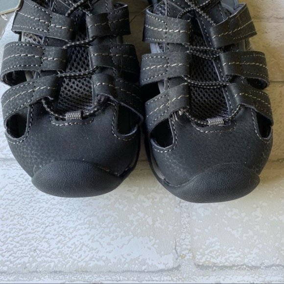NWT Boy's Eddie‎ Bauer Sandals Size 3 - Picture 2 of 13